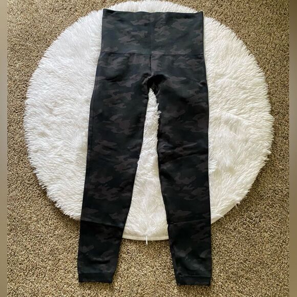 SPANX Camo Seamless Leggings Womens Size XL - Picture 1 of 5